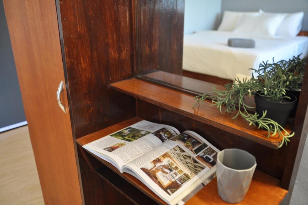 Grayhaus Inn *